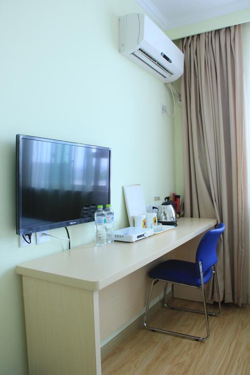 Super 8 Hotel Chengdu Airport Branch ภายนอก รูปภาพ